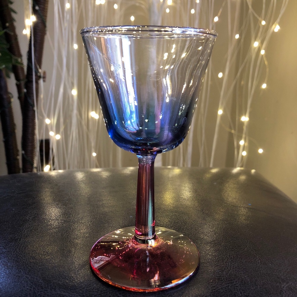 Gorgeous vtg eight iridescent, blue wine glasses, pink luster stems and bases. - Picture 2 of 3